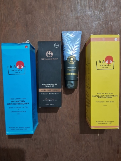 Picture of Worth of hada(japan)pomegranate Body cleanser and Hada(japan)hair conditioner
