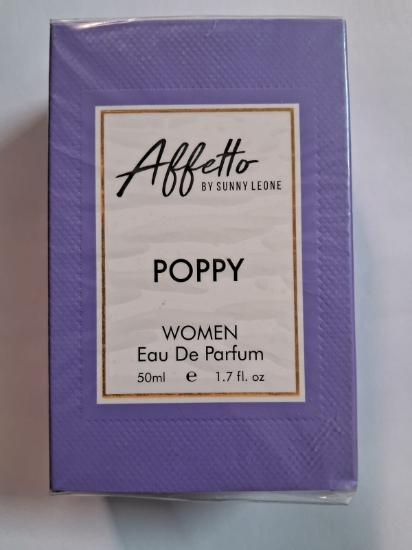 Picture of Sunny Leone Affeettor perfume