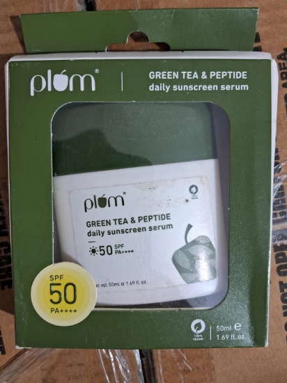 Picture of Plum Green tea Sunscreen Serum