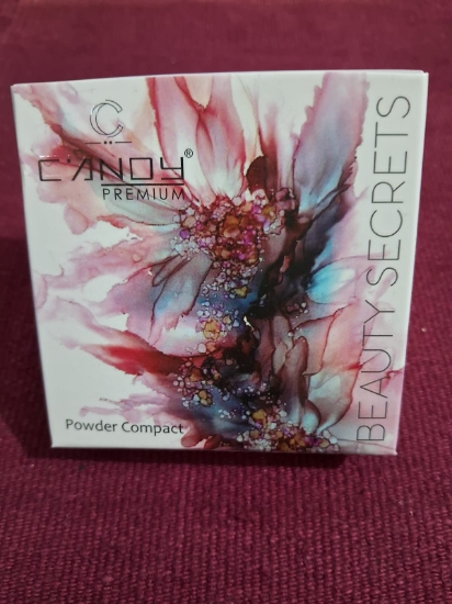 Picture of Beauty Secrets Compact powder