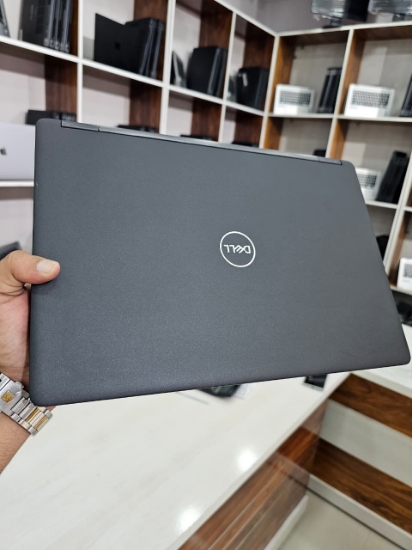 Picture of Dell latitude 5490